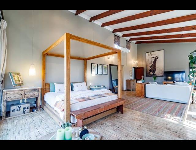 4 BEDROOM HOUSE FOR SALE IN MIDSTREAM ESTATE